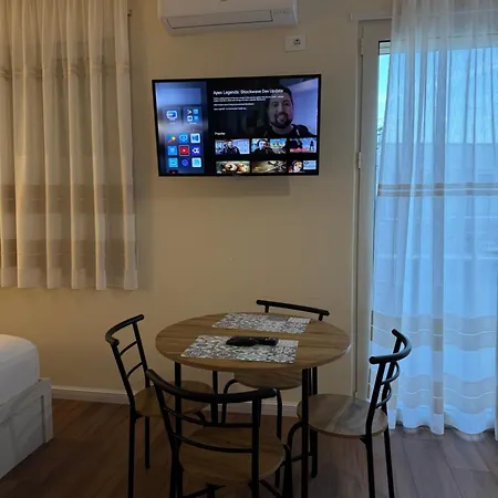 Vers Apartment *